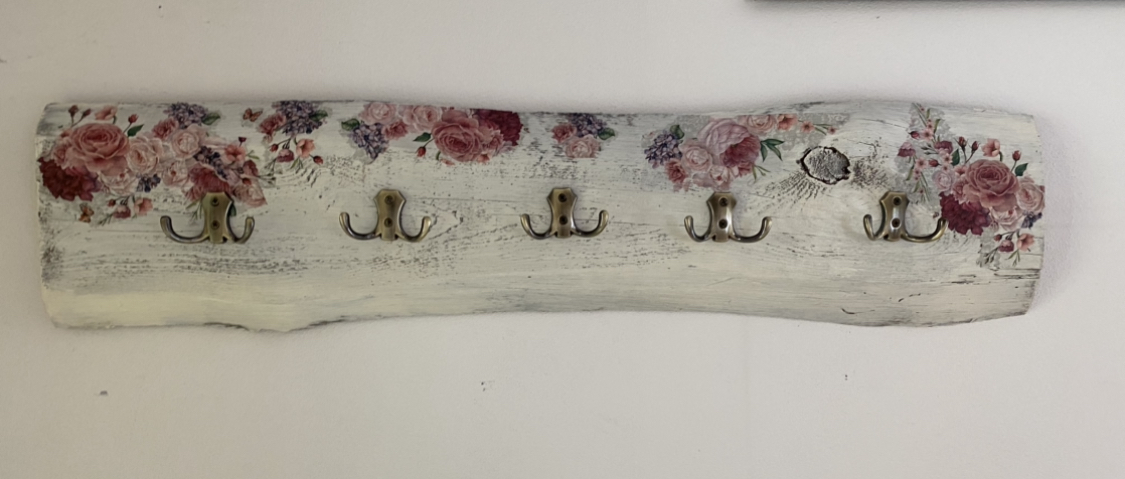 Ručne vyrobené vešiaky