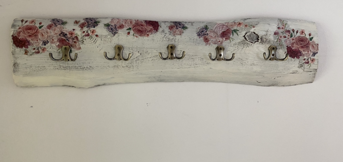 Ručne vyrobené vešiaky