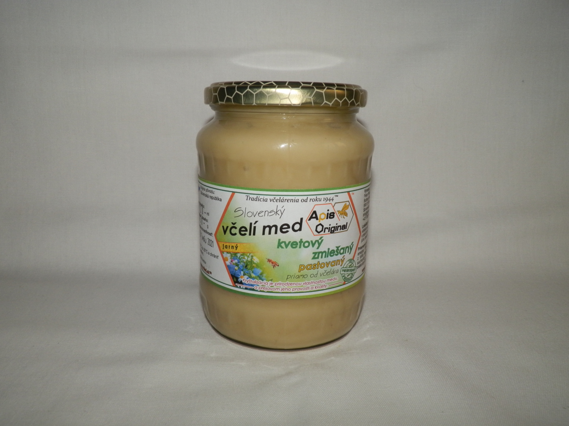 Pastovany jarný kvetový zmiešaný včelí med priamo od včelára